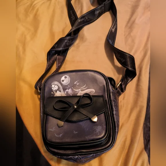Disney Nightmare Before Christmas Crossbody Shoulder Mini crossbody - Picture 6 of 16